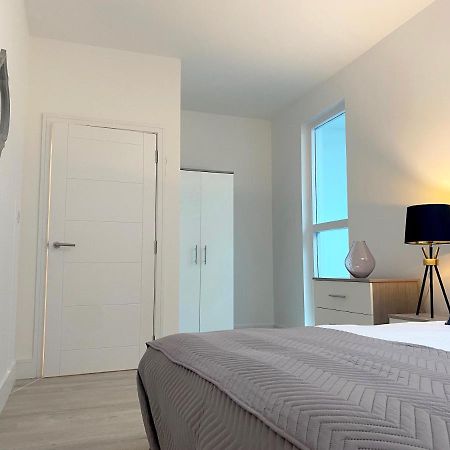 Peak At Fleet Heights Apartment Four Bagian luar foto