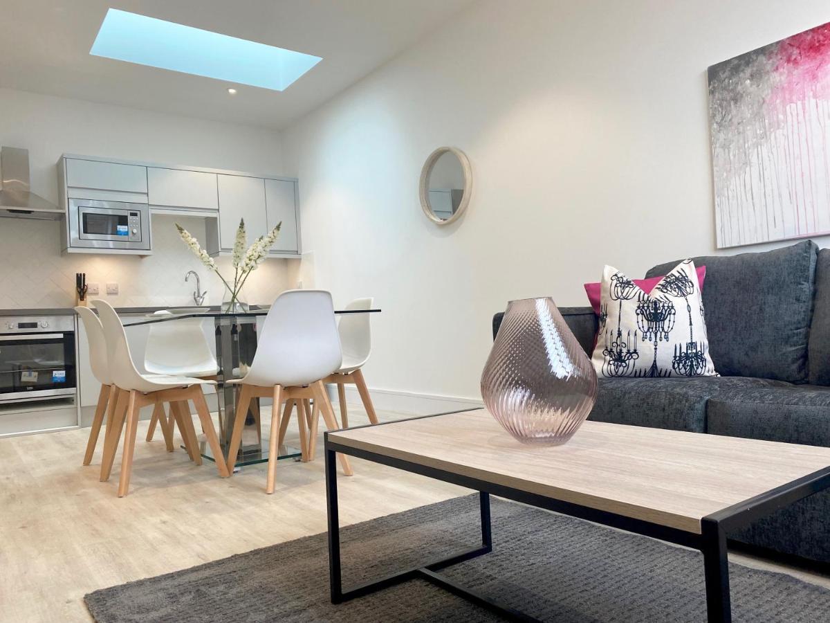 Peak At Fleet Heights Apartment Four Bagian luar foto