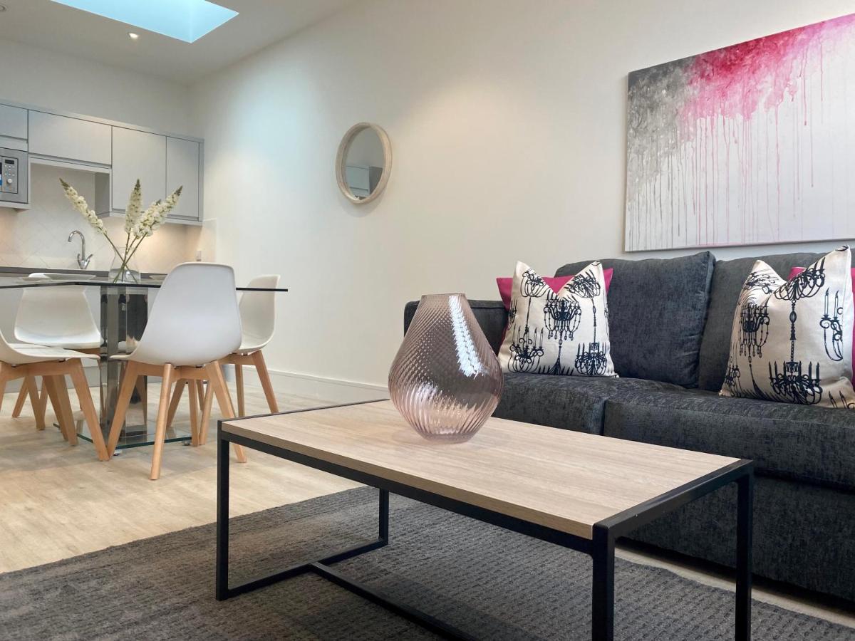 Peak At Fleet Heights Apartment Four Bagian luar foto